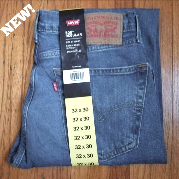 Levi's Other - NEW Levis blue jeans size 32 x 30